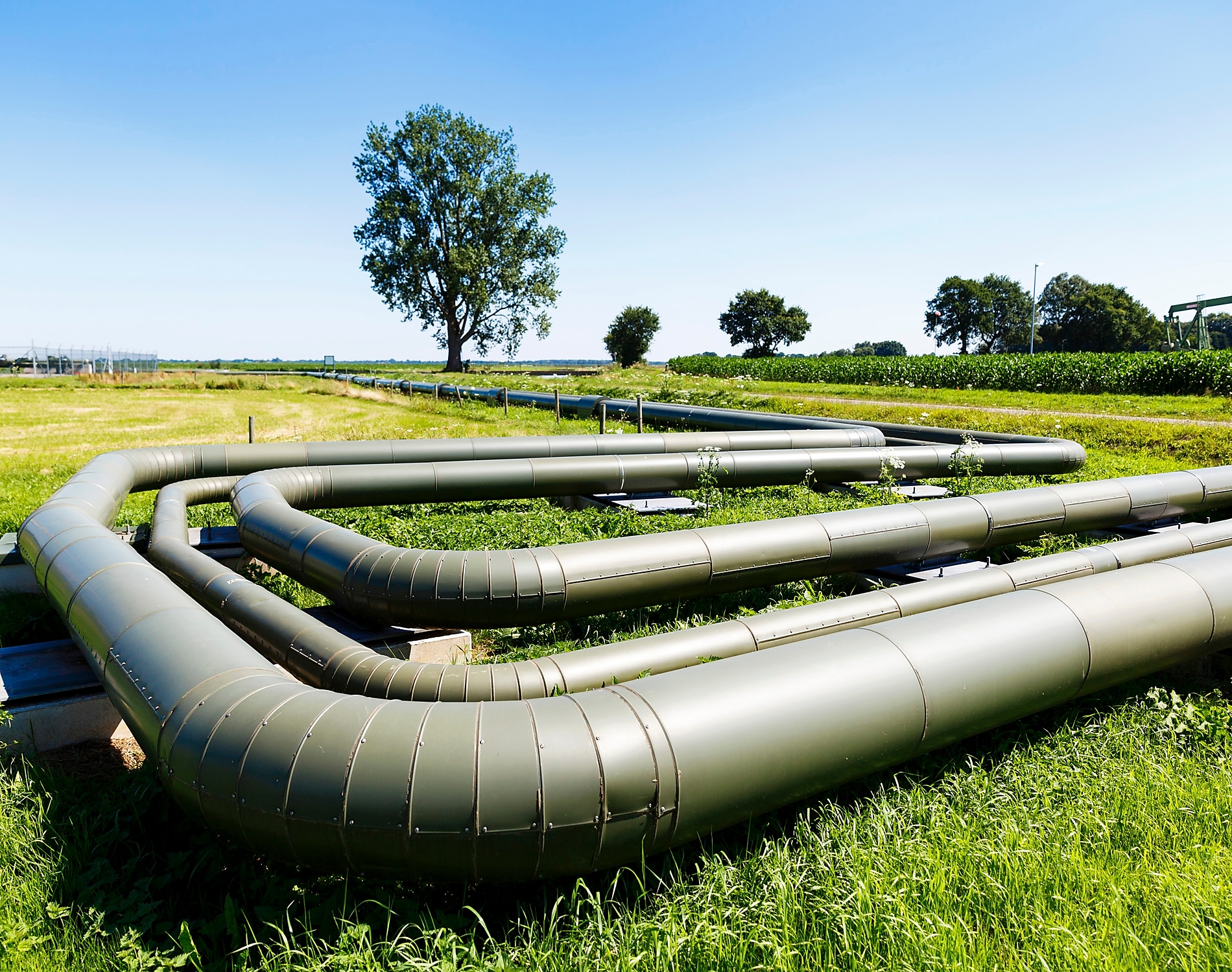 pipe-system-in-the-pasture-nam.jpg